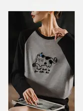 撞色デザインの長袖Tシャツ【レディース・刺繍・クルーネック・春用】（セットアップ対応）