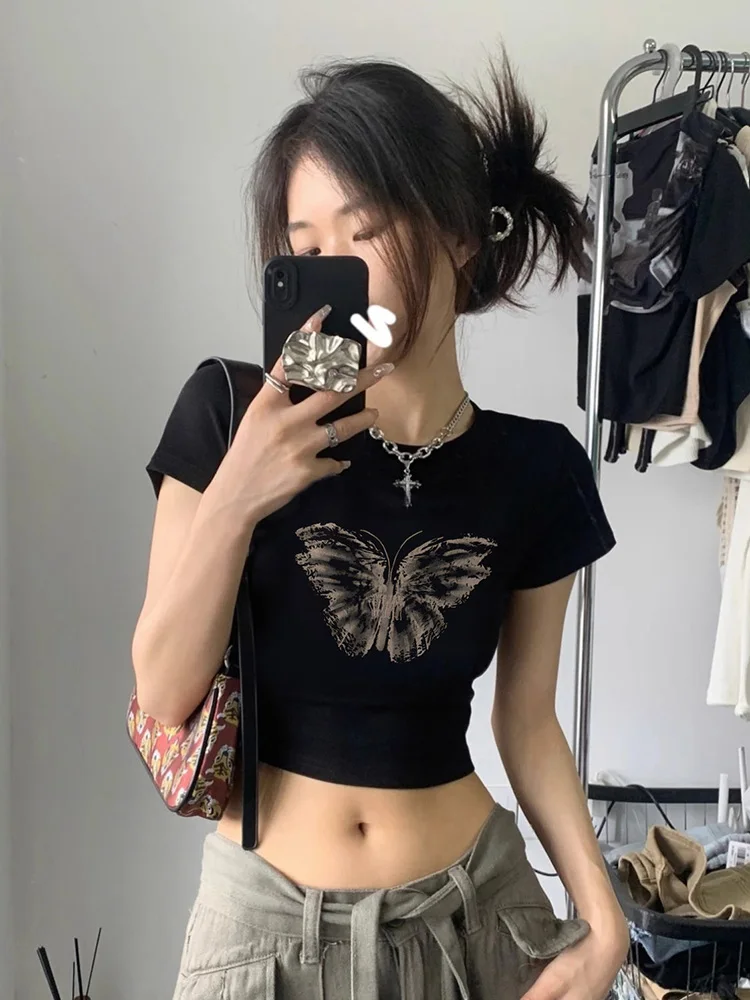 韓国アイドルのジャージを着るなら、どんなデザインが本当の「こだわり」なのか？