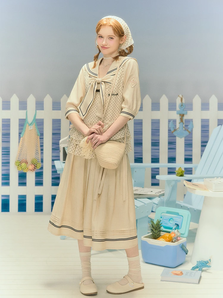 かわいい制服が春を彩る！少女航海風のドット柄セットアップは、どう選ぶ？