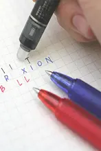 消せるボールペン フリクション ゲルインキ 多色 カラフル 小学生用 「PILOT」