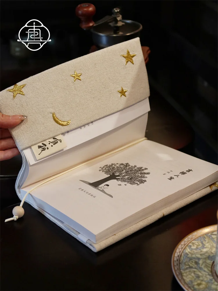 刺繍デザインのA5手帳：プランニングシートとしての機能と実用性の検証