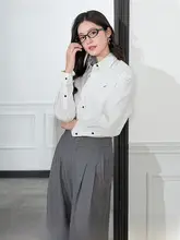 ストライプデザインのダブルレイヤーシャツ【秋冬用・ゆったりシルエット】