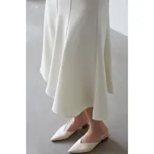 白色のフレンチスタイル通勤フィッシュテールスカート【シンプルでスタイルアップ・ハイウエスト・Aライ ン】