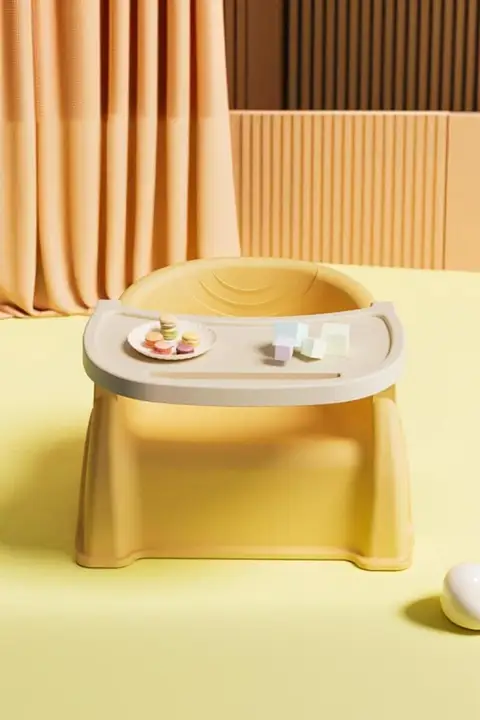 子供用プラスチック小椅子【厚手・背もたれ付き・家庭用・幼稚園用】