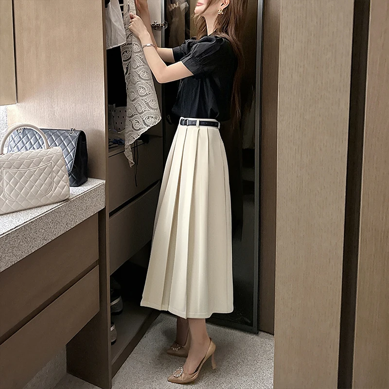 ぽっちゃり女性に合うオフィスカジュアルスカートはどれがおすすめ？