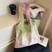 ニッチデザインのオリジナルグリーンキャンバスバッグ