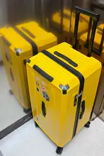 高品質の大容量旅行用キャリーケース【男女兼用・パスワードロック・軽量】