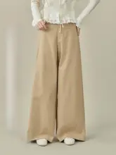 カジュアルなカーキ色のワイドパンツ【女性用・ゆったりストレート・フロアレングス】