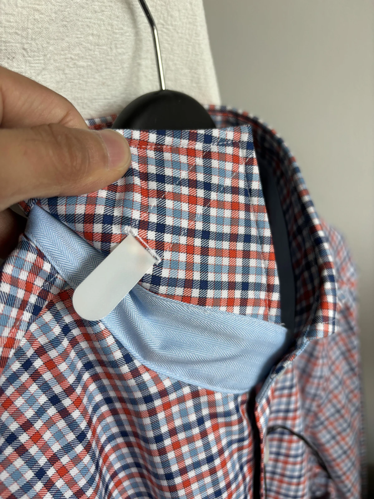 12度服装メンズと17度服装メンズを比較するとき、どんなシャツが最適？