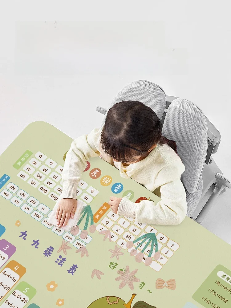 4歳・5歳の知育プレゼントにぴっ たり？シリコンマットで学びを育てる秘密のアイテムとは