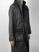 シンプルでスタイリッシュなレザーショルダーバッグ【黒・牛革・男性用】