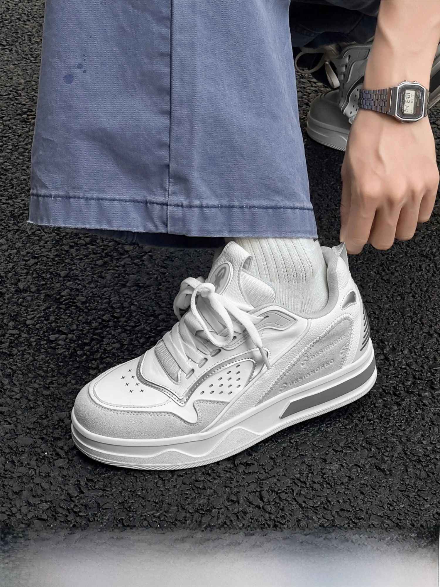 90s hiphop スニーカーと2026年のカジュアルスタイル、どちらを選ぶべき？