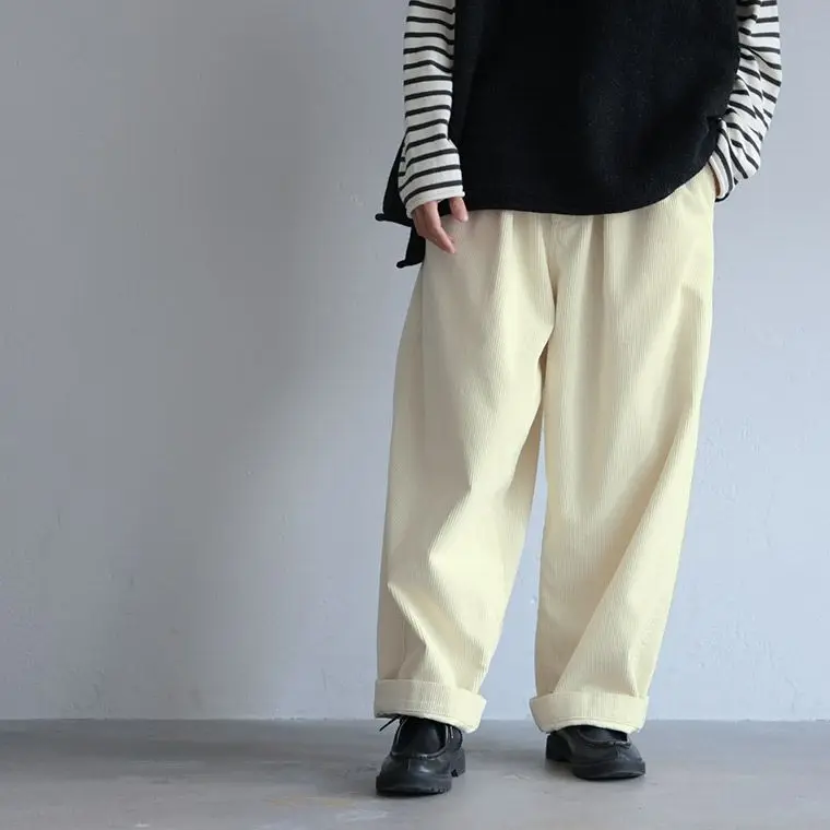 入学式 ママ コーデ 40代 | 見た目年齢を若く見せる秘密のアイテム徹底解説