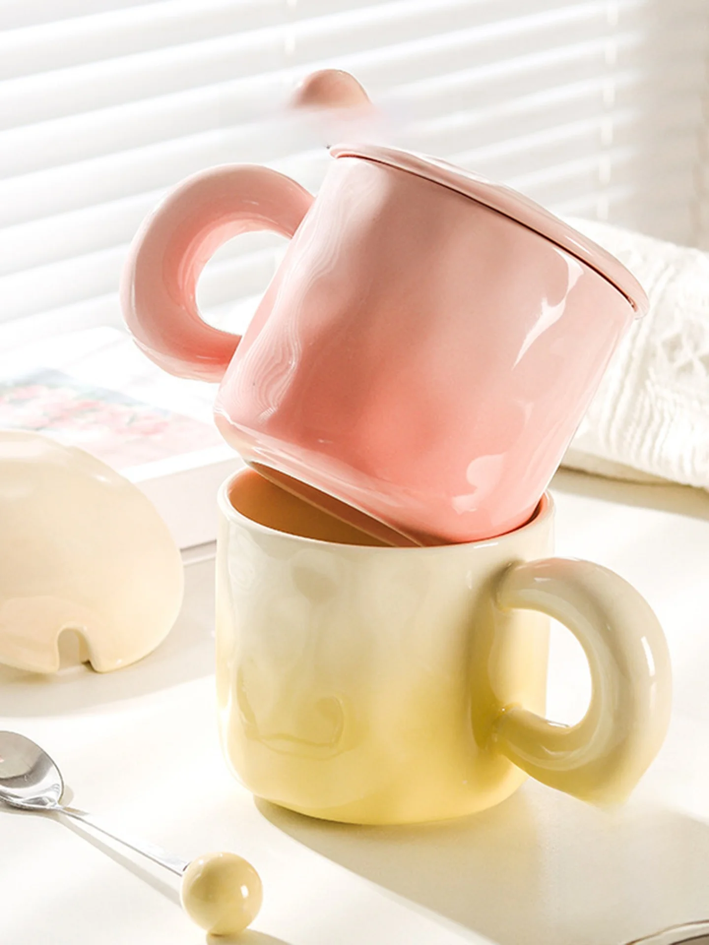 大きいサイズマグカップ【14.7cm×9.8cm・401ml～500ml・白瓷製】の実際の使い勝手と選定基準