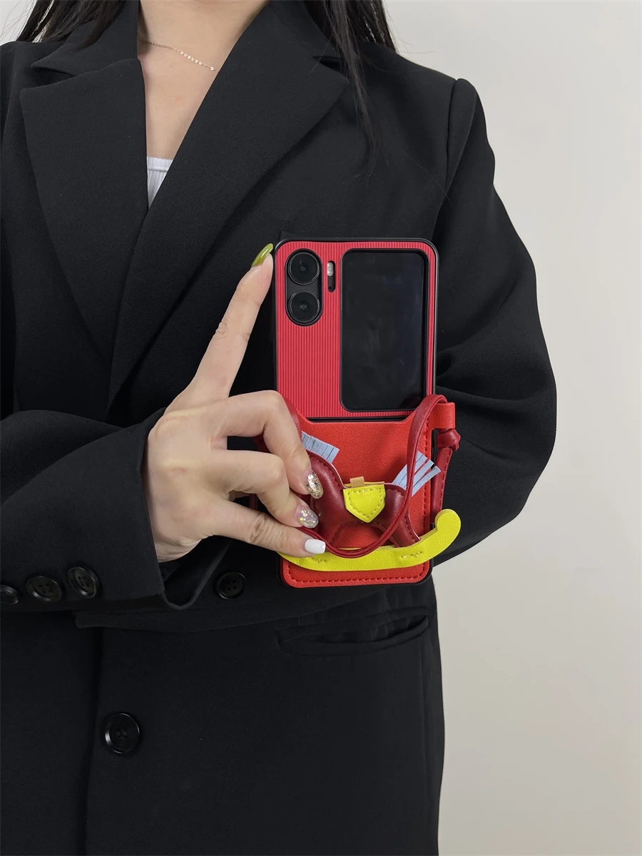 中国風木馬デザインのスマホケース：三つ折りスタイルで防摔と手提げ機能を実現