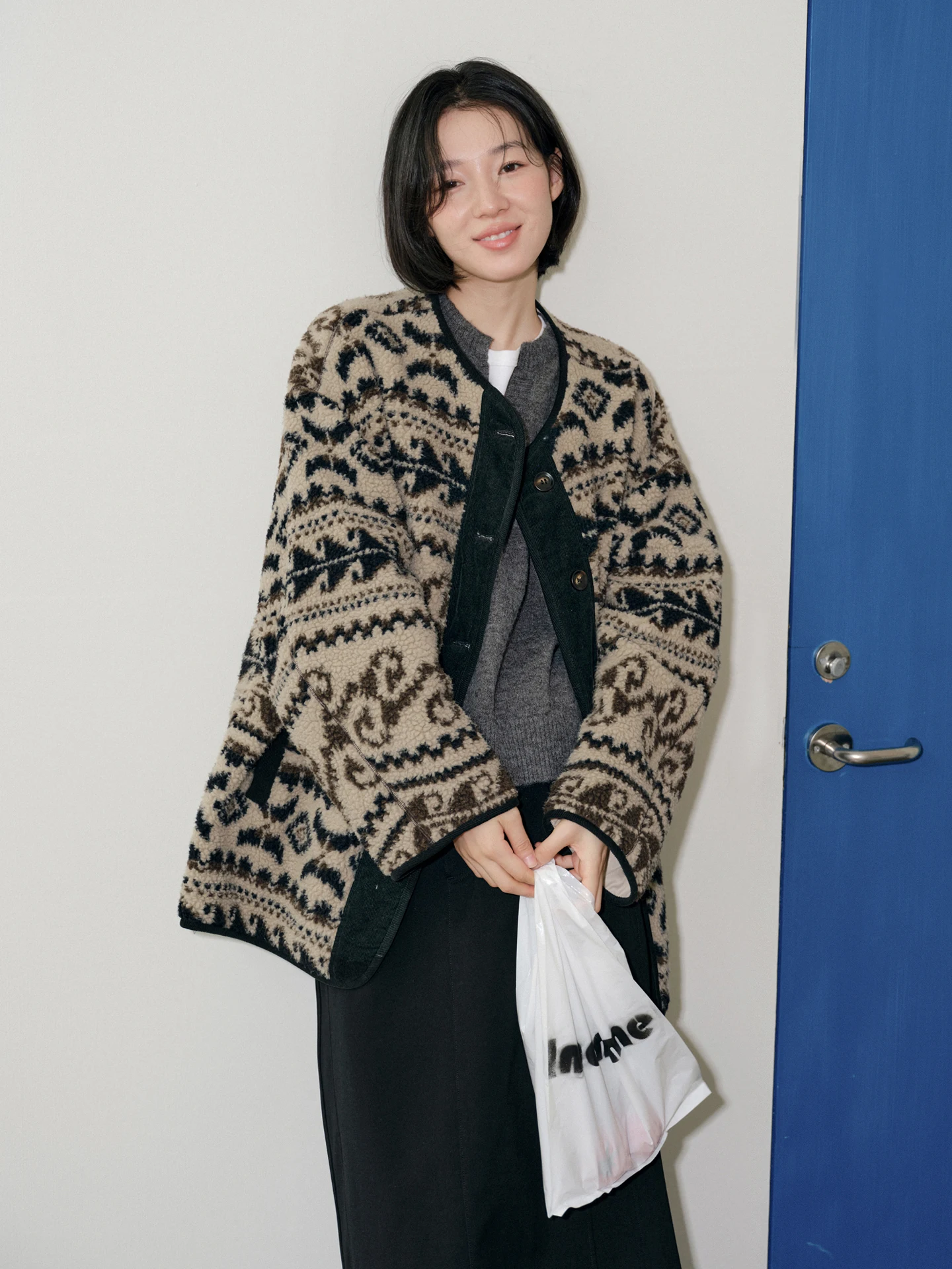 冬のファッションで「きれいめ」に失敗しないコツは？松仁栗子派デザインのダウンジャケットが解決する