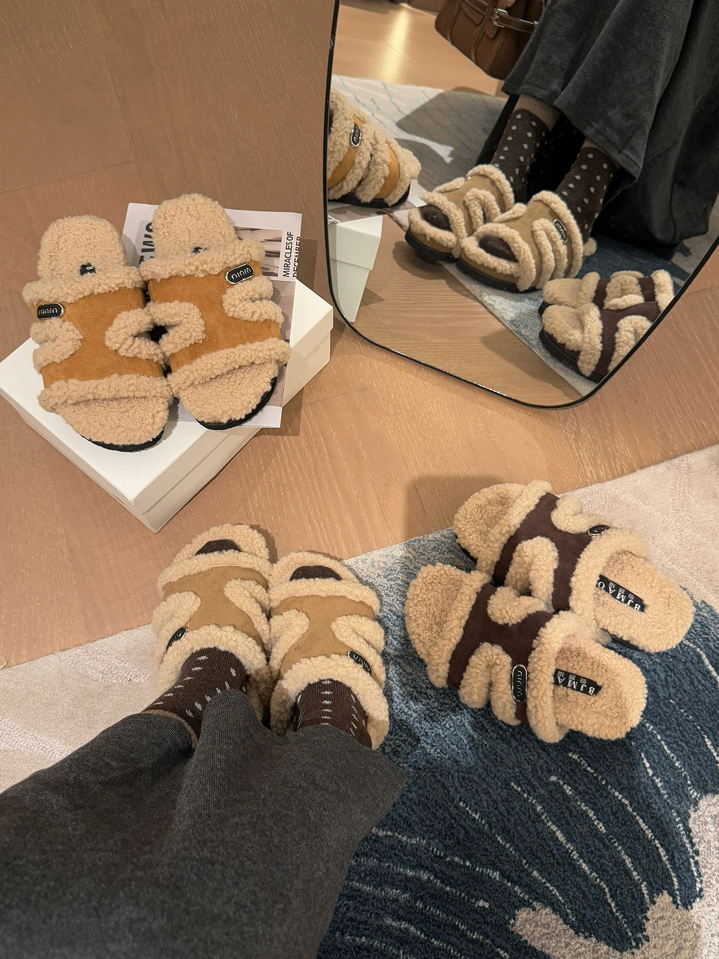 ぺたんこ靴が「かわいい」になるコツは？極上の柔らかさとふわふわムートンが叶える日常の小さな幸せ
