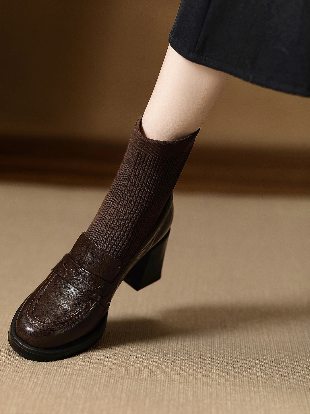ショートブーツとタイツの組み合わせで疲れにくい日常は、どうやって実現するの？