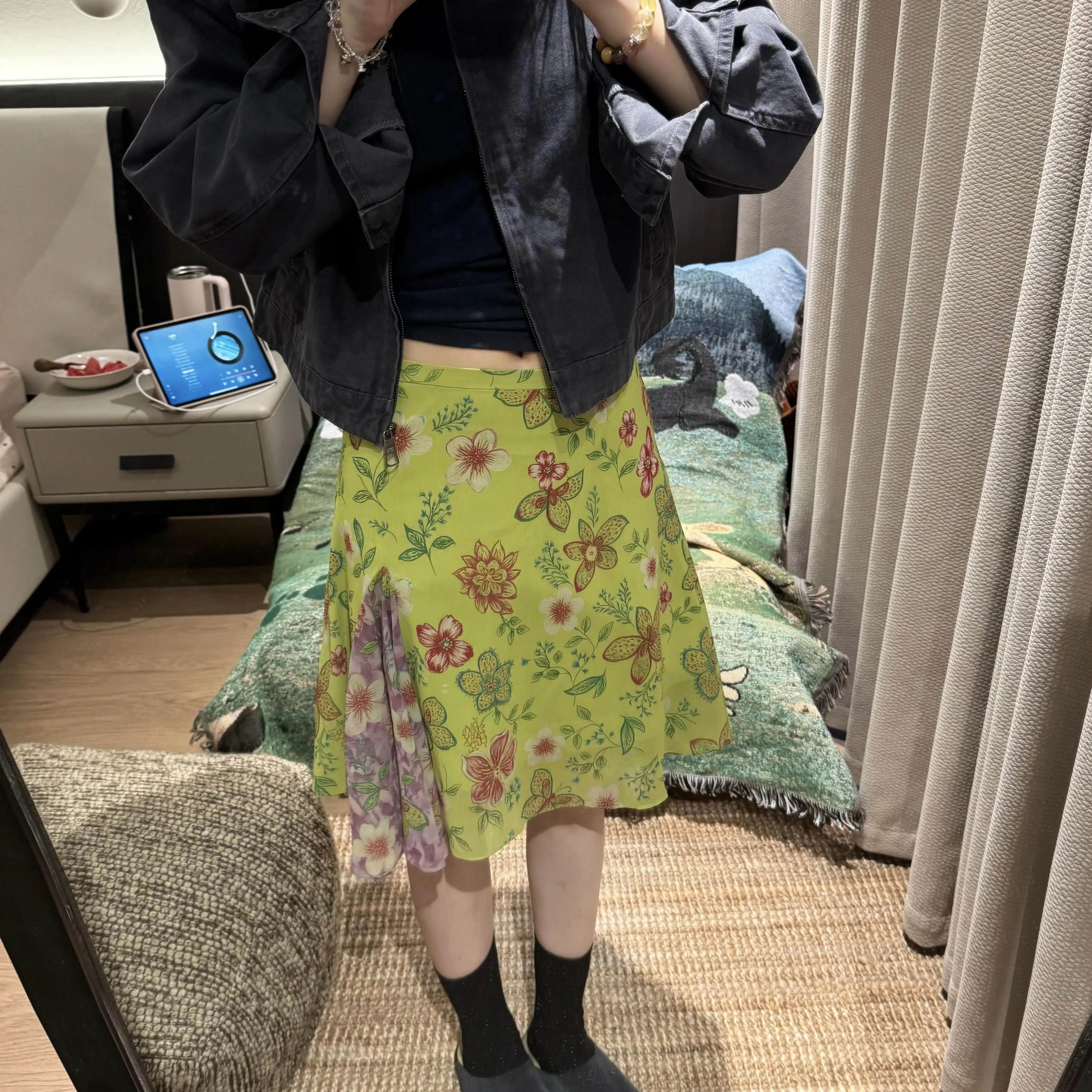花柄プリーツスカート コーデ おすすめ5選：春先から夏へと続く、毎日のスタイルを彩る選び方