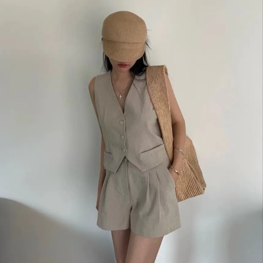 懇談会に着る服装は、カジュアルでも失敗しない選び方ってあるの？