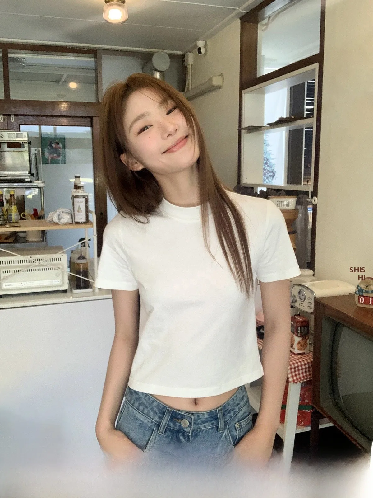 大人可愛い服 40代コーデ ラズベリーパープルショートスリーブTシャツの特徴