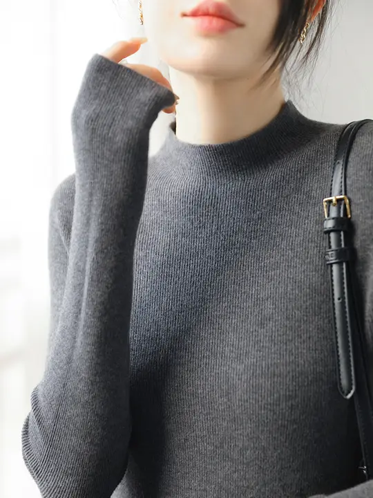 厚手ニットハイネックトップス【ウール混・グレー・秋冬用・リブ編み】