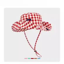 赤いチェック柄のリボン付きの女性用フィッシャーハット【夏用・UVカット・アメリカンヴィンテージ】