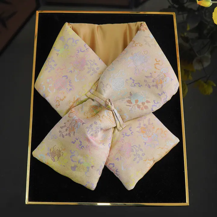 三多模様の真 silk国風スカーフ【高級ギフトボックス入り】