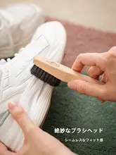 多機能靴ブラシ【豚毛・木製ハンドル・運動靴・皮靴用・靴の汚れ落としに最適】