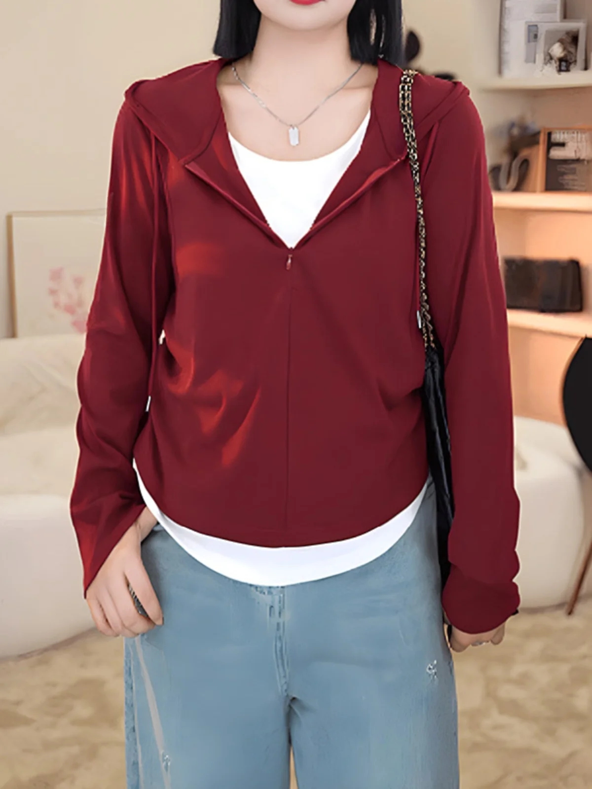 UVカットパーカーをどう選ぶ？おしゃれでかわいい、通勤にも使える最新スタイルとは？