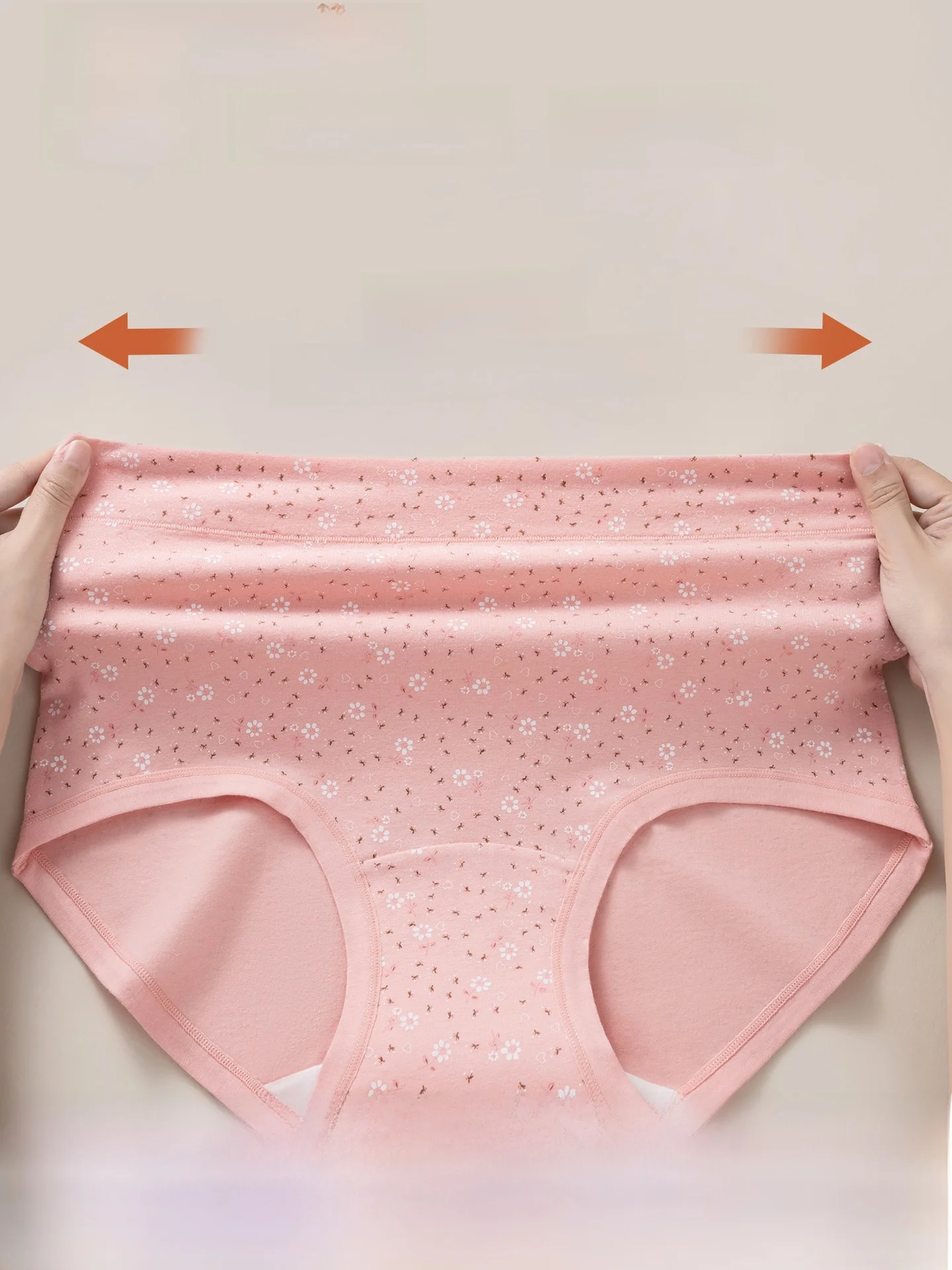 50代の女性が通勤に使えるバルーンパンツは、どう選ぶべきか？