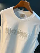シンプルで通気性のある無袖Tシャツ【夏用・白色・スポーツ対応】