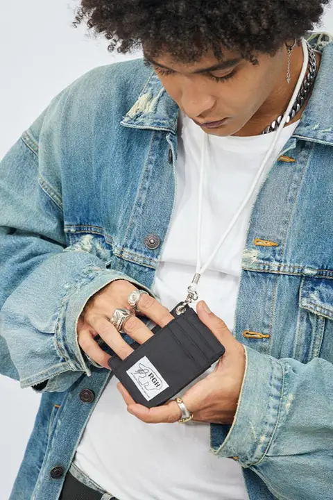 カードケース ネームホルダー メンズ スリム RFIDブロック 防水 コンパクト 首掛けストラップ ビジネス 通勤 通学 交通系ICカード 「RGH」