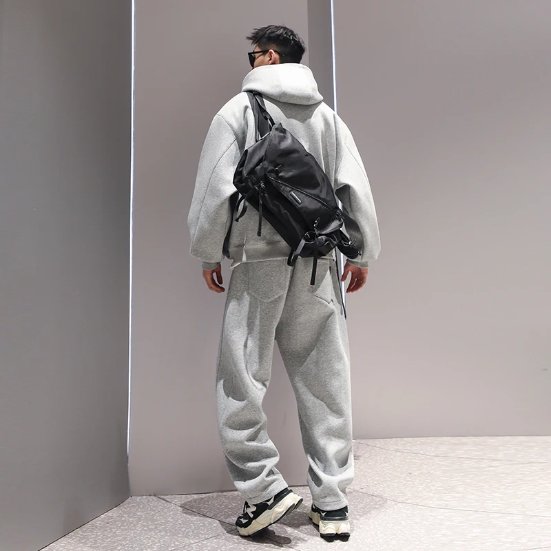 緑の服 メンズ は本当におすすめ？春の新作で見つけた、心に響く着こなしの答え