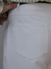 米白色のアメリカンスタイルデニムパンツ【ワイドフィット・ハイウエスト】