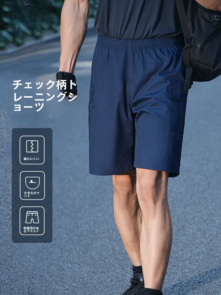 チェック柄の薄手ワークショートパンツ【メンズ・フィット・アウトドア・カジュアル】 メンズ コーデ 100均対応アイテム