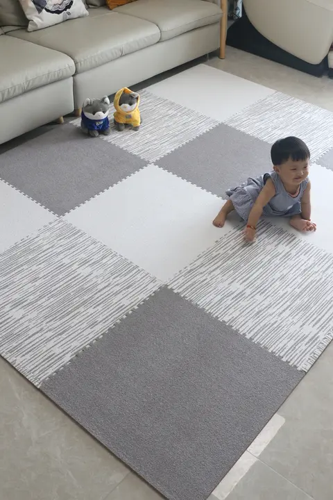 カット可能な防滑ショートパイルのフロアマット【リビング・寝室用・厚手・子供用】