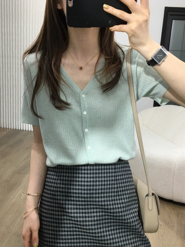 大人可愛い服 40代コーデ ショートスリーブカーディガンの特徴と着心地