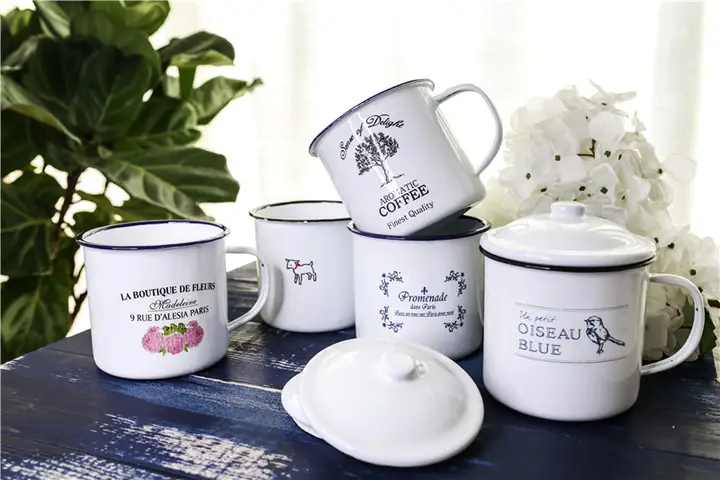 レトロ風 陶器マグカップ【大口径・オフィス用・ティー＆コーヒーに最適】