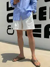 快適な白色ショートパンツ【カジュアル・膝下丈・ストレートデザイン】