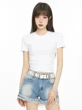 白色の肩パッド入り短袖タイトTシャツ【フィット感・クロップド丈・ラウンドネック・くびれ効果】