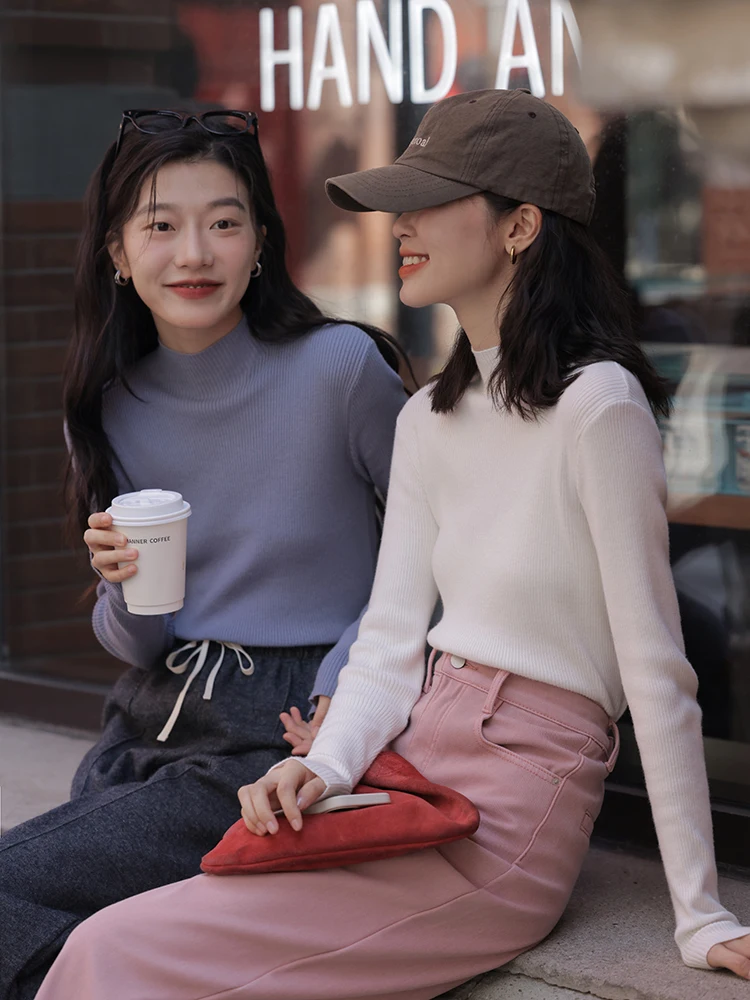 大人可愛い服 40代コーデ｜ハイネックニットで実現する心の余裕スタイル