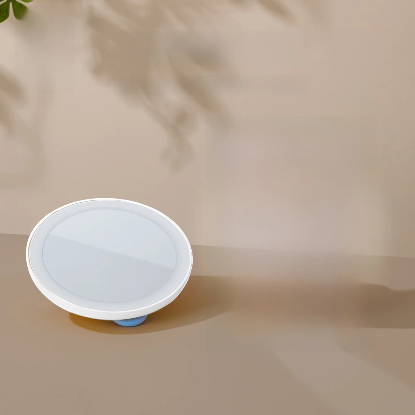 MINISO LED補光付き携帯用化粧ミラー：セルフカット 鏡 としての実用性とデザインのバランス