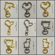 星とハートのデザイン！猫とイルカのシェル型キーリング【金銀色・アクセサリー】