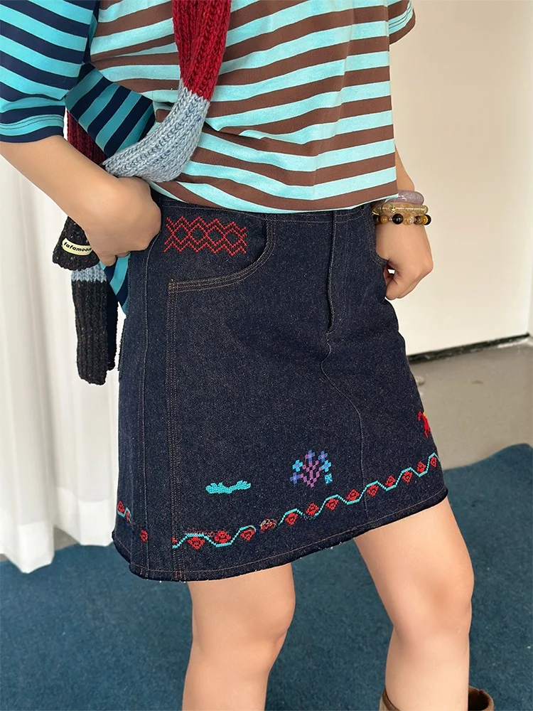 10月中ばに着る服装はどう選ぶ？ノルディック風セットアップが50代女性の冬を救う