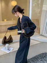春秋向きデザインの高級感漂うデニムジャケットとワイドパンツ（セットアップ対応）