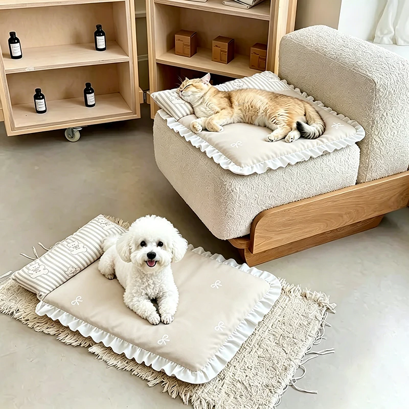 可愛いデザインの犬用クールマット：夏用の涼しさを実現するソファ対応マット