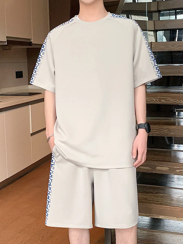 アイスシルク速乾 メンズ 半袖シャツとショートパンツセットの実用性と季節適性