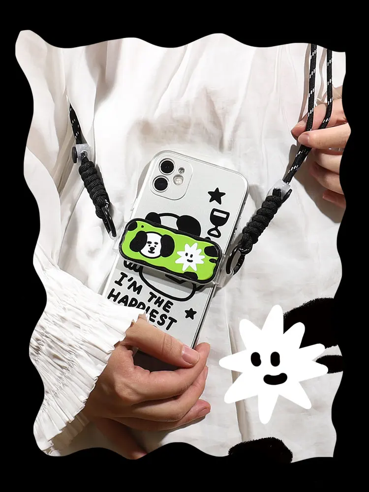 スマホケース ストラップ付きで通勤もキャンプも楽しくなる方法は？