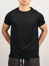 速乾性メッシュ半袖スポーツTシャツ【フィットネス・ランニング用・通気性抜群】